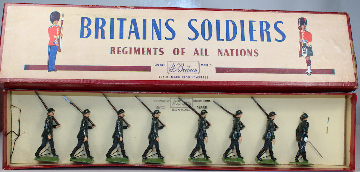 Britains Britains c1950s Boxed Display Set 1614 British Infantry In Gas Masks 
